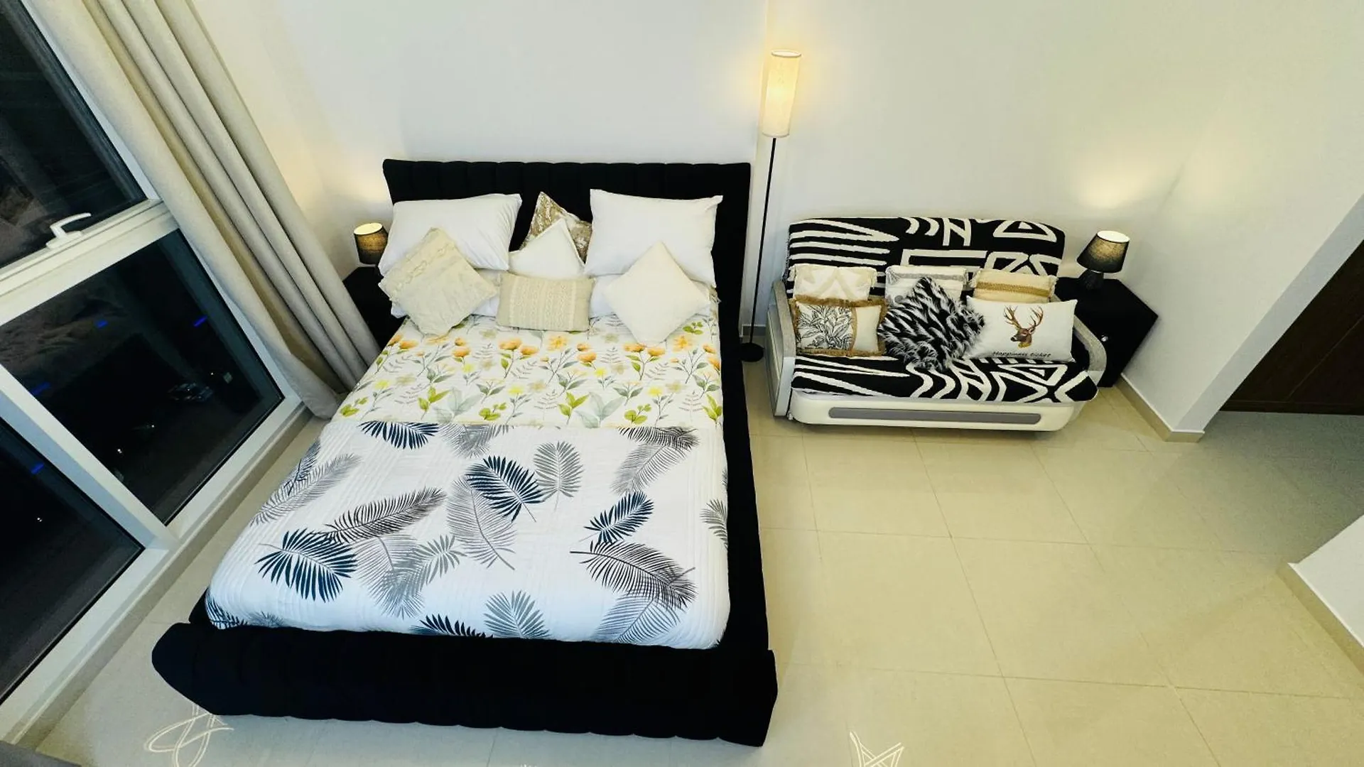 Appartement Modern Accommodations In Dunya Dubai'S Heart, Dubai Mall, Dubai Fountain And Burj Khalifa Getaway, Spectacular Views, 3-5 Minutes To Dubai Mall, Dubai Fountain & Burj Khalifa Verenigde Arabische Emiraten