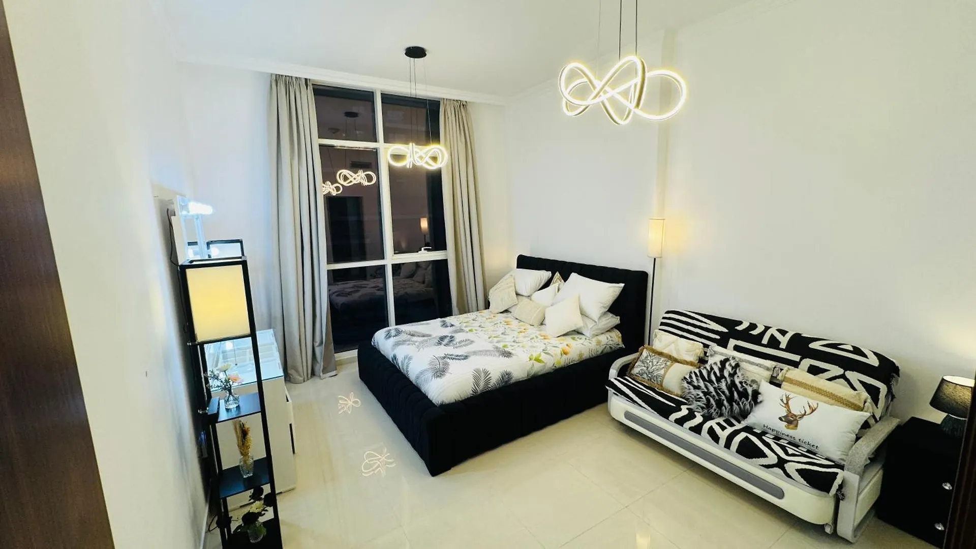 Appartement Modern Accommodations In Dunya Dubai'S Heart, Dubai Mall, Dubai Fountain And Burj Khalifa Getaway, Spectacular Views, 3-5 Minutes To Dubai Mall, Dubai Fountain & Burj Khalifa