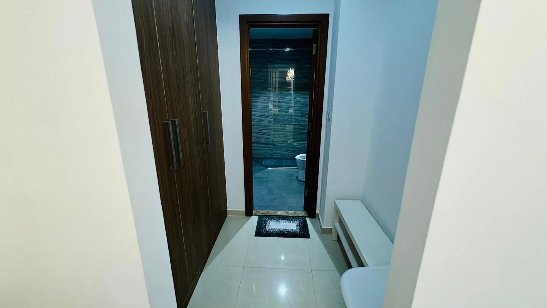 Modern Accommodations In Dunya Dubai'S Heart, Dubai Mall, Dubai Fountain And Burj Khalifa Getaway, Spectacular Views, 3-5 Minutes To Dubai Mall, Dubai Fountain & Burj Khalifa